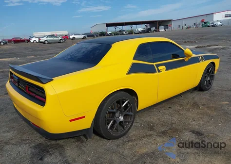 2017 Dodge Challenger T/A из США, поврежденный, VIN 2C3CDZBT1HH639819